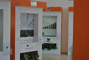 Greenhouse workshop  to Haifa Mexico in CieckoR , a greenhouse  school.